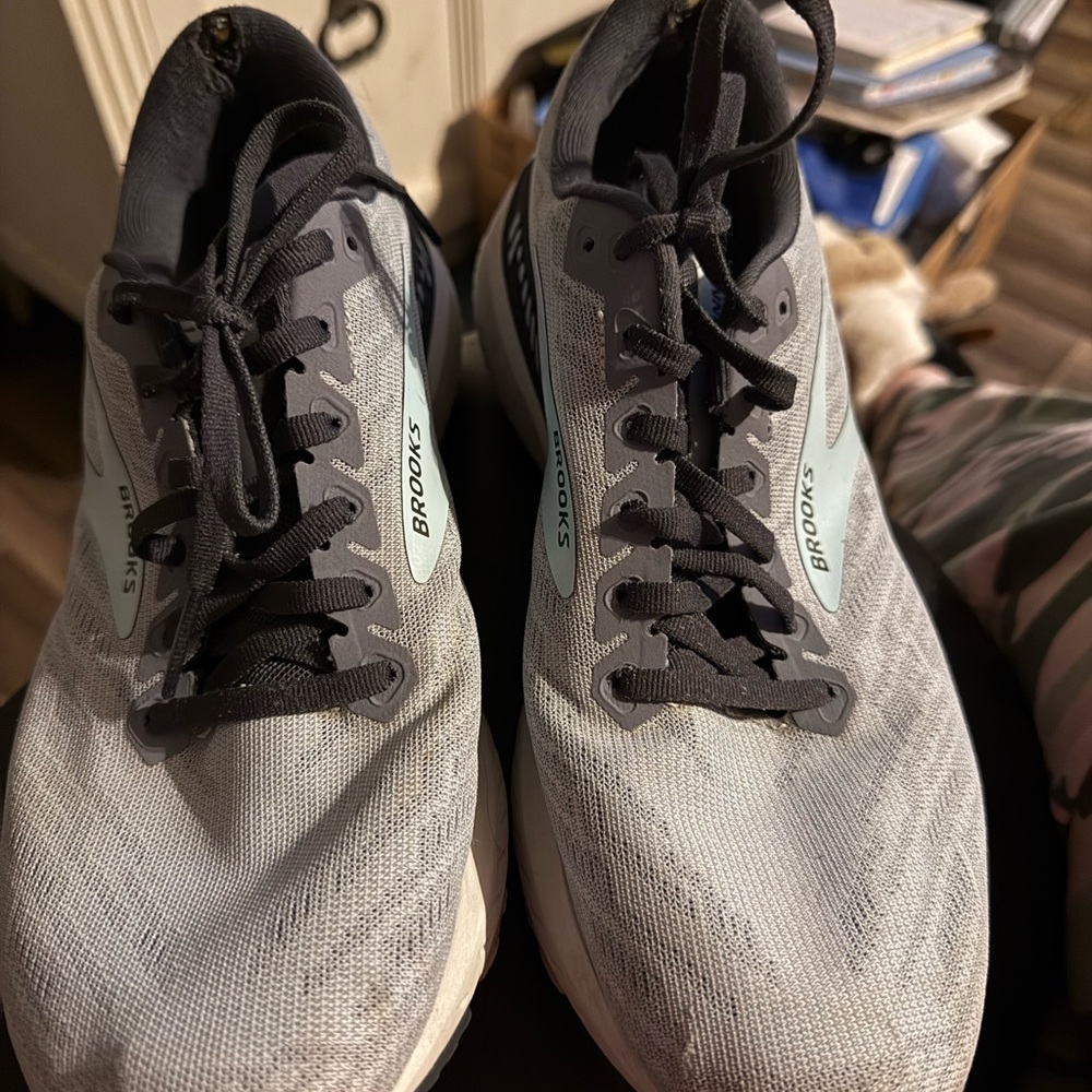 Brooks Women’s Gray Running Shoes